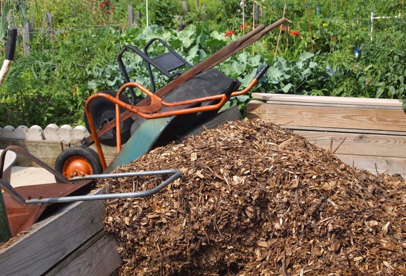 Organic Mulch Delivery