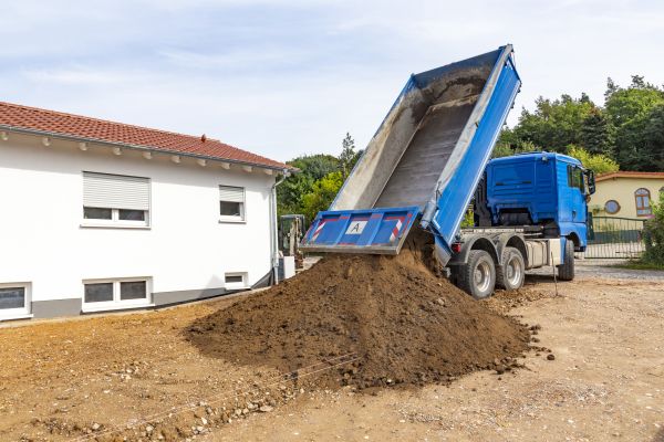Garden Dirt Delivery in Fremont